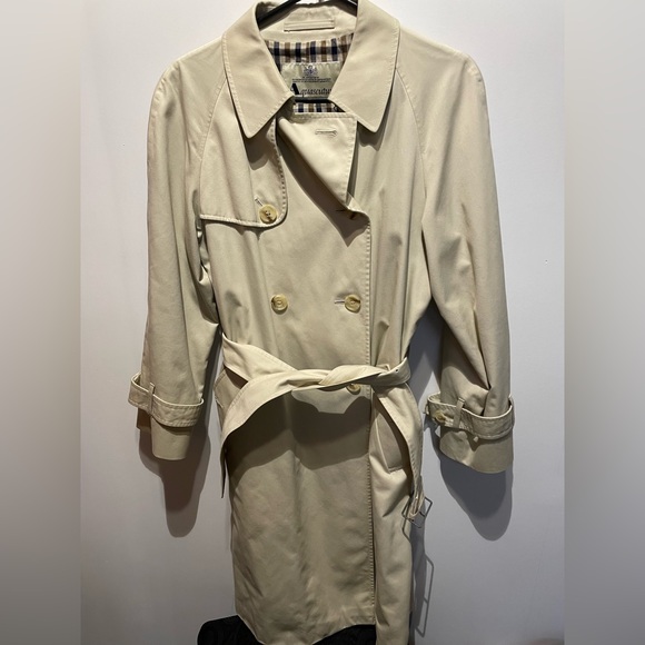 Aquascutum London Jackets & Blazers - Aquascutum London Cream Double-Breasted Trench Coat